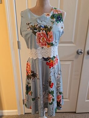 OWIN XL Light Green Floral Midi Dress with Lace Waist